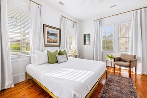 4 bedrooms, desk, iron/ironing board, travel cot