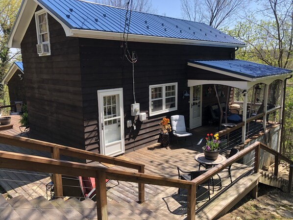 Terrace/patio - Castle View Quarters (Berkeley Springs)