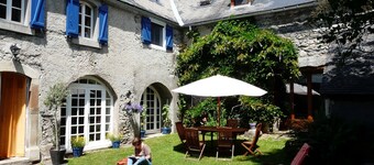 Casa Dartos: A large old village house, very quiet and cosy.