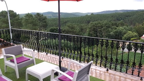 House with pool in Ramíras, Ourense