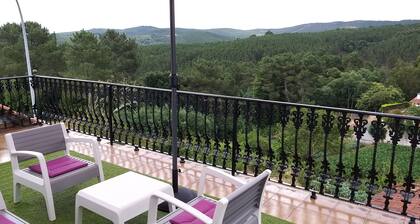 House with pool in Ramíras, Ourense