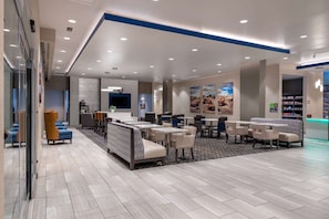 Lobby - La Quinta Inn & Suites by Wyndham Holbrook Petrified Forest (Holbrook)