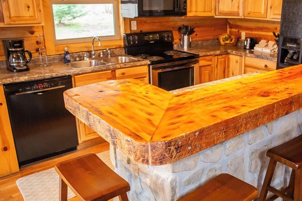 Fridge, microwave, oven, coffee/tea maker