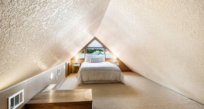 Capturin' Moments 30A - 3 King, 2 Queen, 1 Full, 3 Twin, 2 sleeper sofas