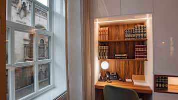 Apartemen Deluks, pemandangan kota | Pusat bisnis di kamar