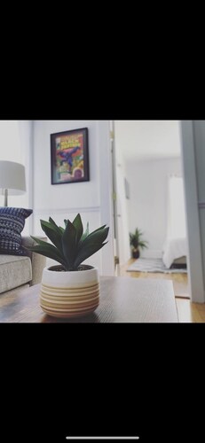 2 BR Modern Cozy Upstate Getaway