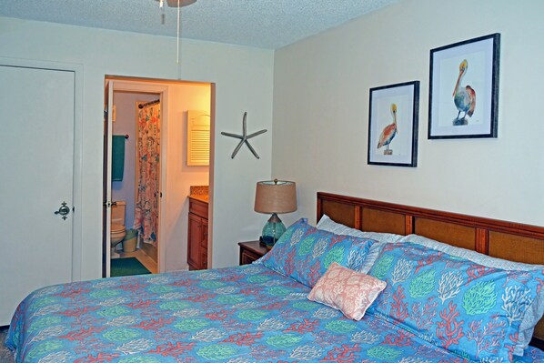 1 bedroom, iron/ironing board, WiFi, bed sheets - BEACHFRONT! Unit1114 Balcony Beach View (Panama City Beach)