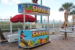 Outdoor dining - BEACHFRONT! Unit1114 Balcony Beach View (Panama City Beach)