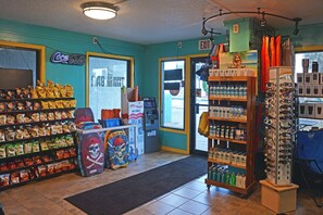 Gift shop - BEACHFRONT! Unit1114 Balcony Beach View (Panama City Beach)