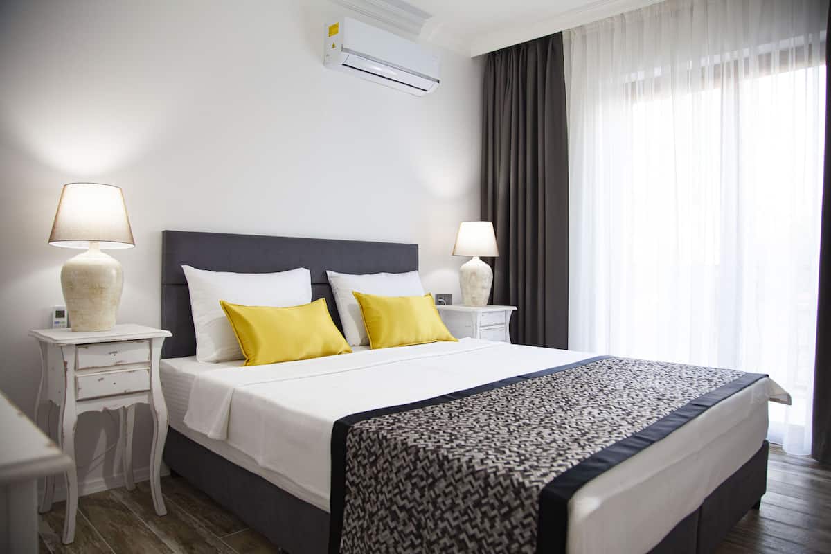 Standard Double Room, 1 Bedroom, Balcony | In-room safe, blackout drapes, free WiFi, bed sheets