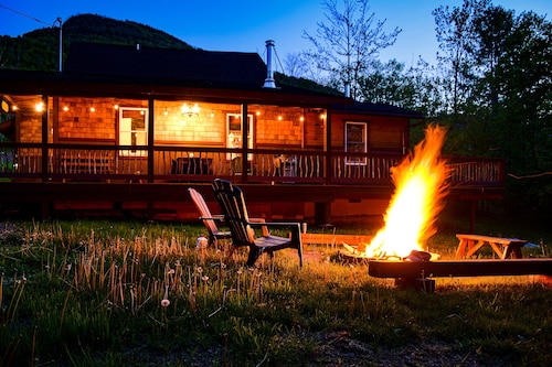 Top rated rental in Hunter Sauna cozy 4 Bedrms 3 full baths great location