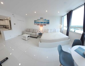 Studio | 1 makuuhuone, äänieristys, silitysrauta/-lauta, ilmainen Wi-Fi