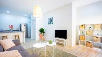 Televisión, Netflix, servicios de streaming, oficina