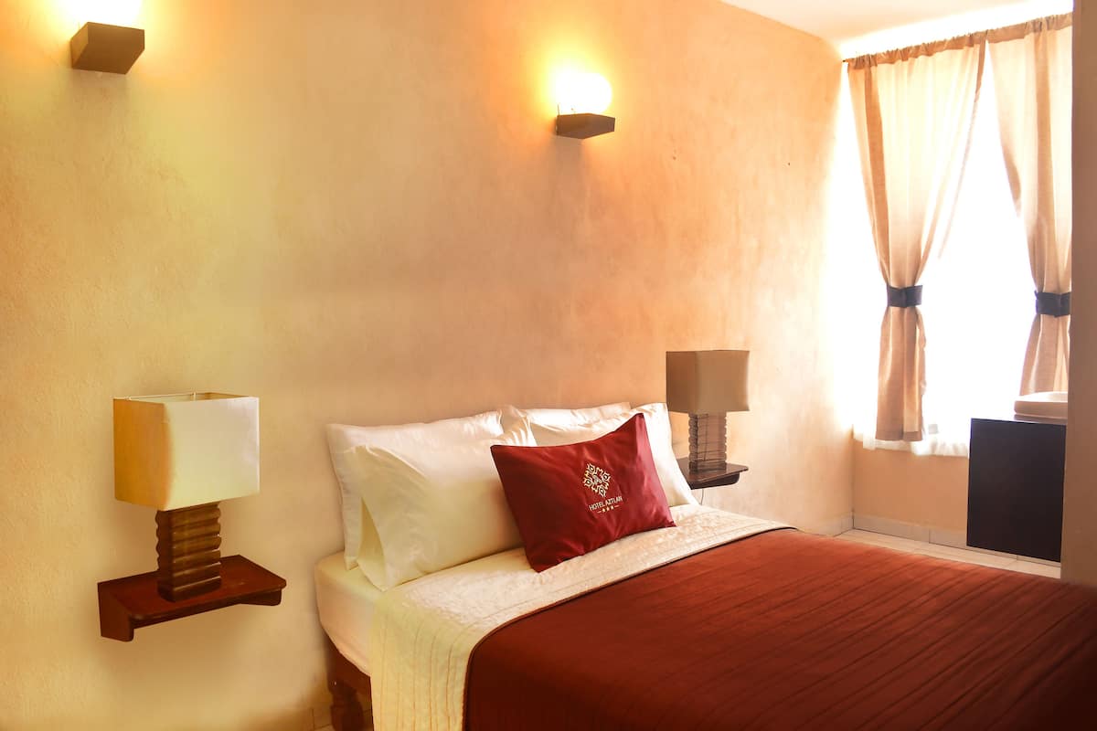 Double Room, 1 Double Bed | Down comforters, laptop workspace, iron/ironing board, WiFi (free)