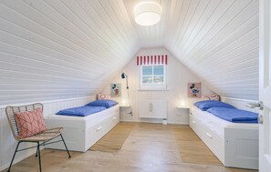 2 bedrooms, free WiFi