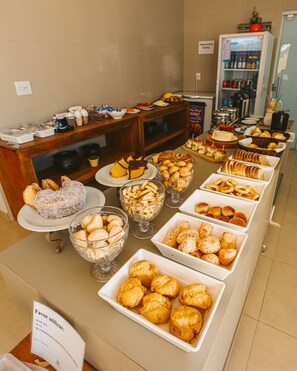 Desayuno buffet incluido todos los días 