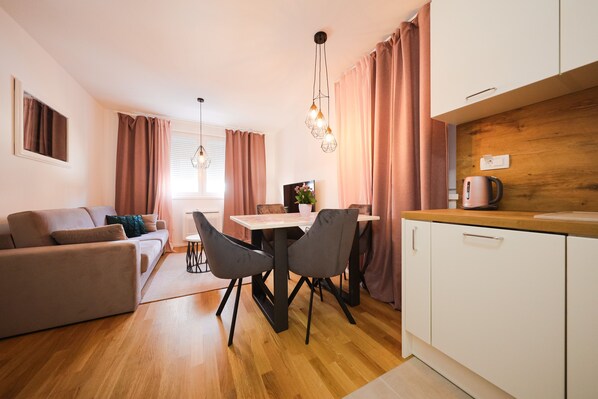 Interior - Cherry Apartment for Families and Couples with Free Parking (Zadar)