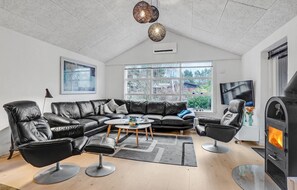 Smart-TV, peis og DVD-spiller