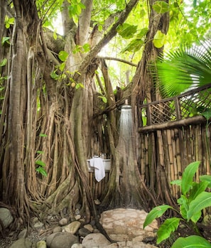 Villa, 1 grand lit, vue océan | Salle de bain