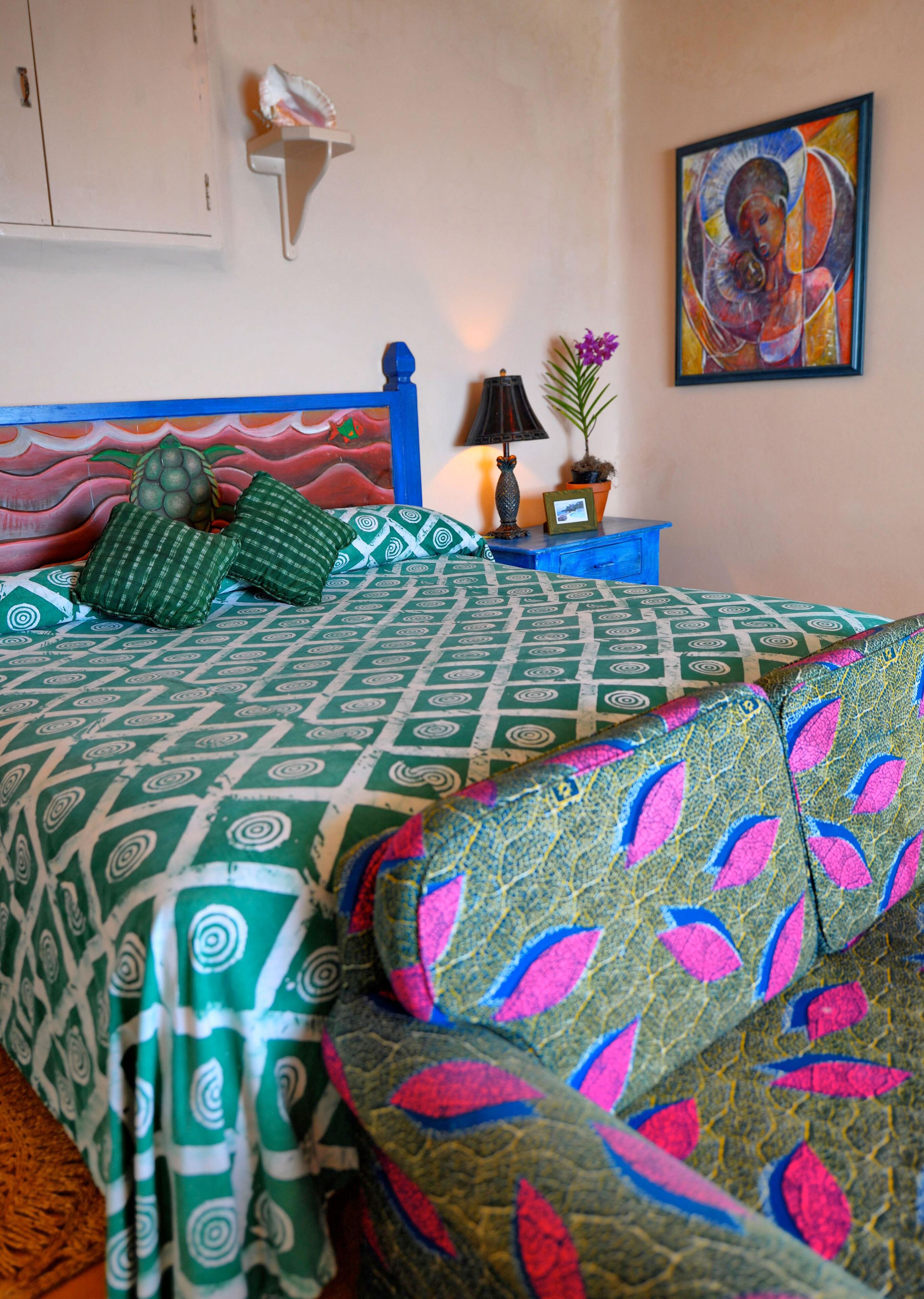 deluxe room, 1 king bed (one bedroom lower ocean view suite) | 1 bedroom, free minibar, in-room safe, individually decorated