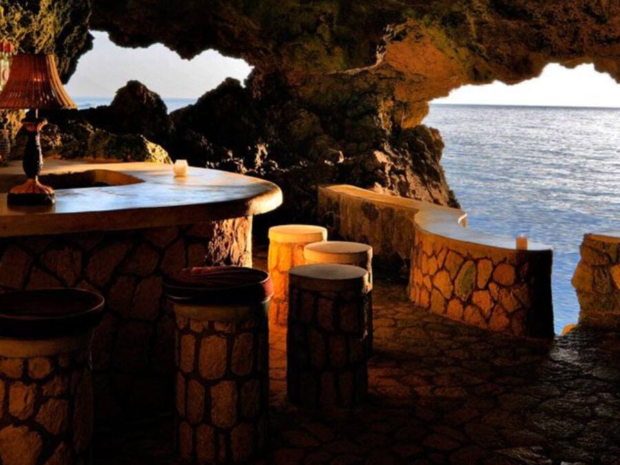 Bar (in der Unterkunft)