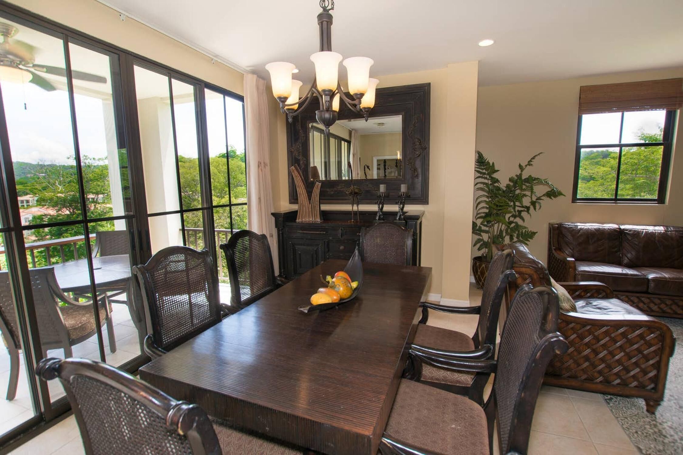 Condo, 3 Bedrooms, Mountain View | Dining room