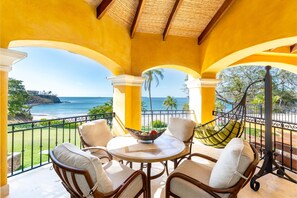 House, 4 Bedrooms, Accessible, Beach View | Balcony