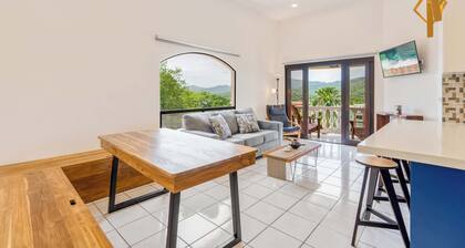 Top-Floor Condo w/ Sweeping Ocean, Mountain & Marina Views