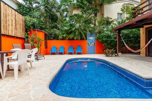 Pool - Charming Duplex in Playa Potrero’s Surfside Community, with a Private Pool, Cozy Interior & Walkable Access to the Beach (Tempate)