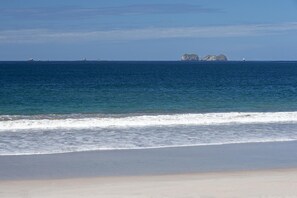 Beach nearby - Newly Remodeled Beachfront Condo, Ground-Floor Terrace & Direct Access to Playa Flamingo (Cabo Velas)