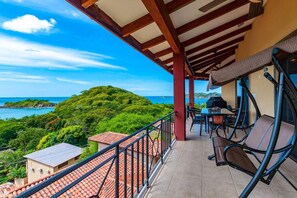 Departamento, 3 habitaciones, vista al océano | Balcón