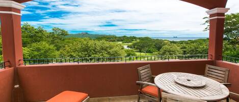 コンドミニアム 3 ベッドルーム ゴルフビュー | 部屋からの景観