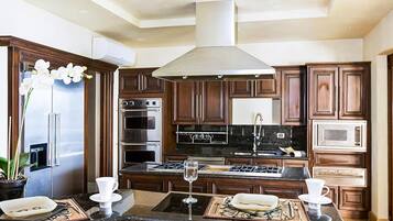 Villa, 5 Bedrooms, Accessible, Beach View | Private kitchen | Full-sized fridge, microwave, stovetop, dishwasher