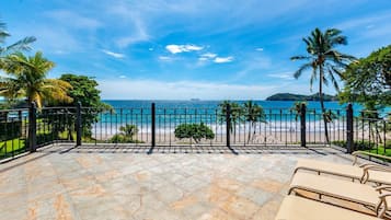 House, 5 Bedrooms, Accessible, Beach View | Balcony