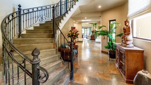 Interior - Stunning Luxury Mansion in Playa Flamingo with Six Bedrooms and Beachfront Access (Cabo Velas)