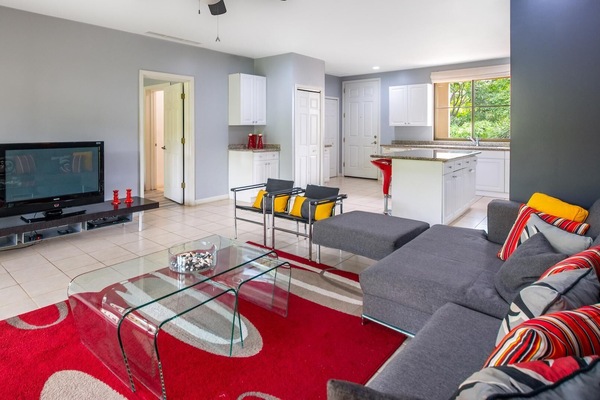 Condo, 1 Bedroom | Living room | TV