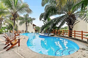 Pool - Colorful & Private 2-Bedroom Condo Just a Short Walk from the Beach (Sardinal)