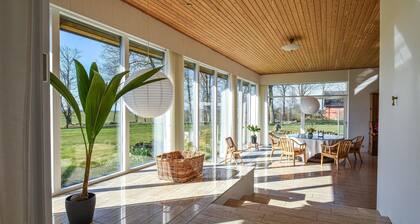 Awesome home in Holstebro with kitchen