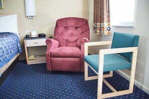 Standard Single Room, 1 Queen Bed | Premium bedding, down comforters, Select Comfort beds, desk