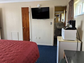 1 bedroom, premium bedding, down duvets, Select Comfort beds