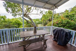 Outdoor dining - Sunset Villa • Pet-Friendly • Water Views 1770 (1770)