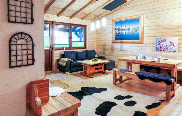 Dining - Gorgeous home in Merzalben with WiFi (Merzalben)