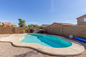 Casa, 4 habitaciones | Alberca | Alberca al aire libre