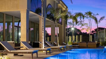 Outdoor pool, sun loungers