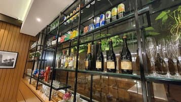 住宿內酒吧