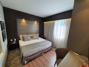 Design Room | Hypo-allergenic bedding, minibar, desk, laptop workspace - Class Hotel Piracicaba (Piracicaba)