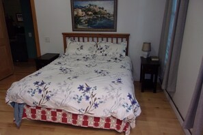 4 bedrooms, WiFi, bed sheets, wheelchair access