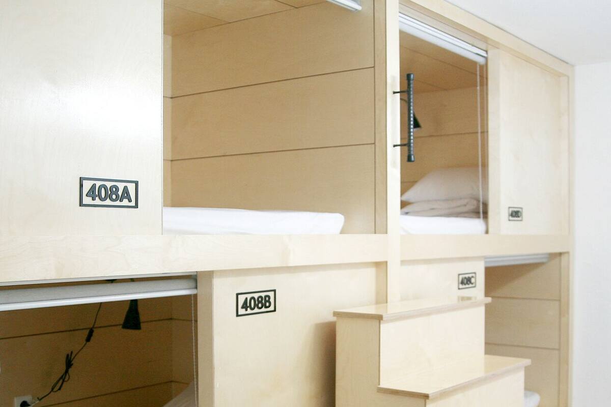 Quadruple Room (4 Capsule Beds)