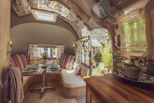 Dixie Airstream -  Holiday in style in an iconic Americal Airstream