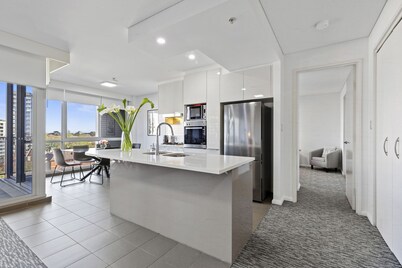 Astra Apartments Miller Street